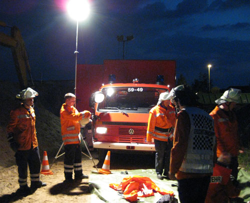 ABC Einsatz im Flutlicht