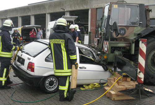 Outdoor: Heavy Rescue Training