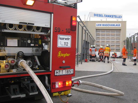 Einsatzstelle LKW Waschhalle