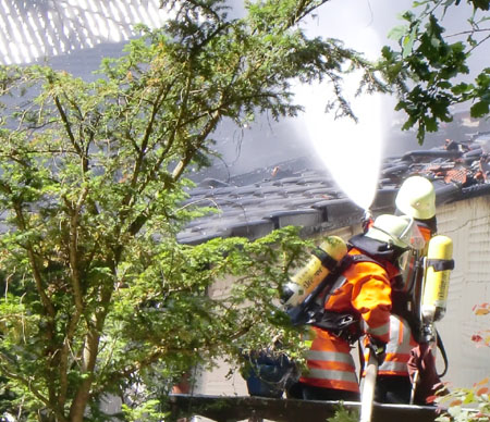 Brandbekämpfung von der Terrasse