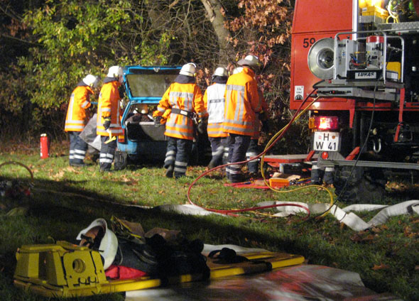 Verkehrsunfall eingeklemmte Person