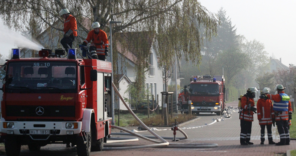 bung mit Wasserwerfer