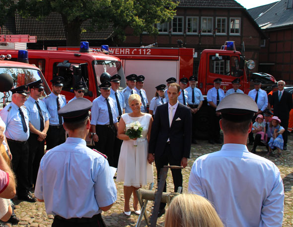 Gratulation von der Feuerwehr