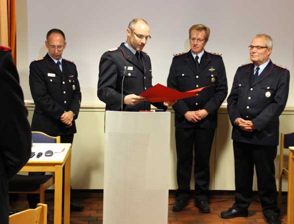 2016: Ehrung fr 40 Jahre Feuerwehr