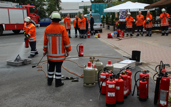 Feuerlscher im Einsatz