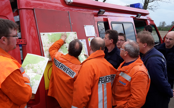 Besprechung der  Einsatzleitung